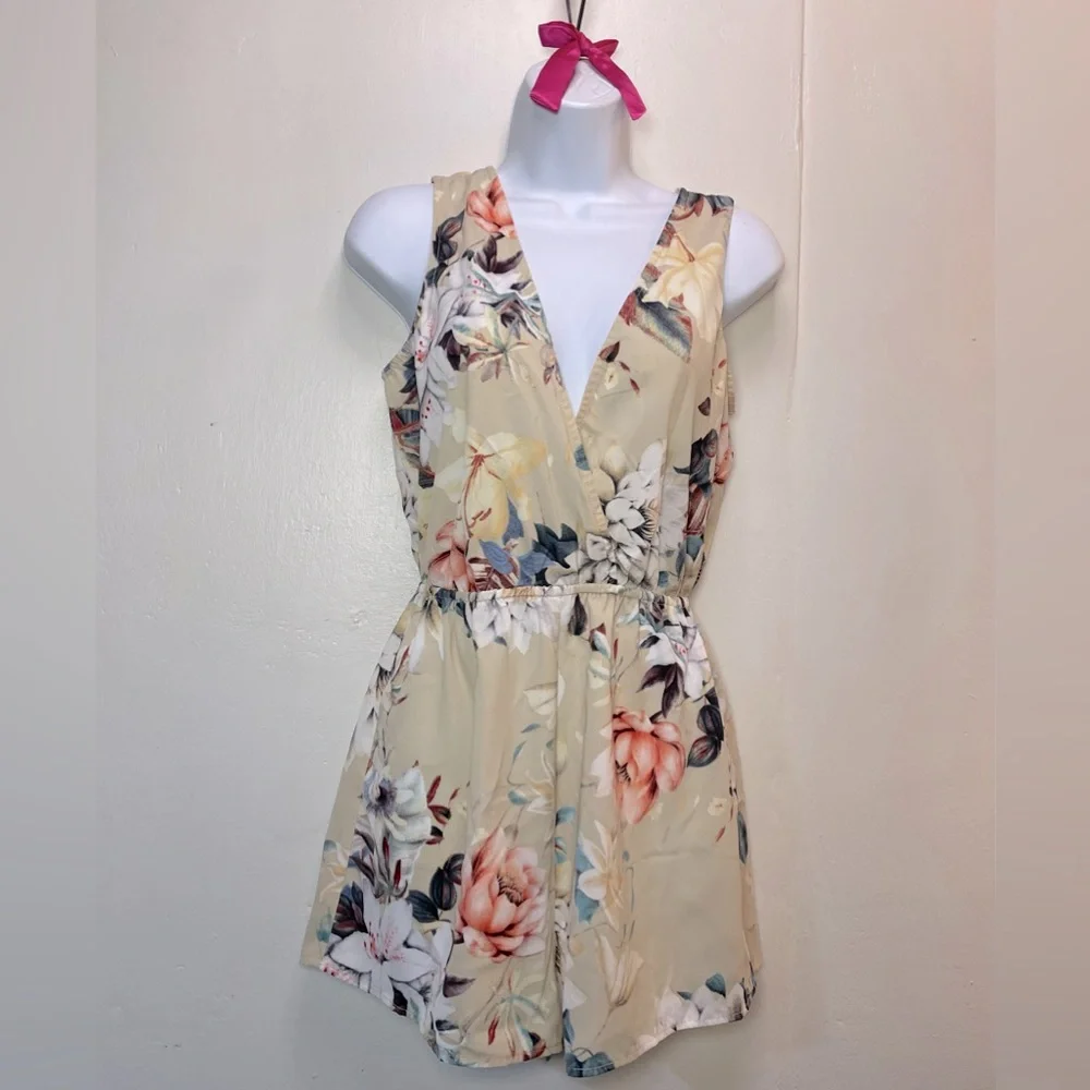 #0114 MOD Floral Crossover V-neck Sleeveless Romper w/ Back Tie-S - Picture 1 of 5